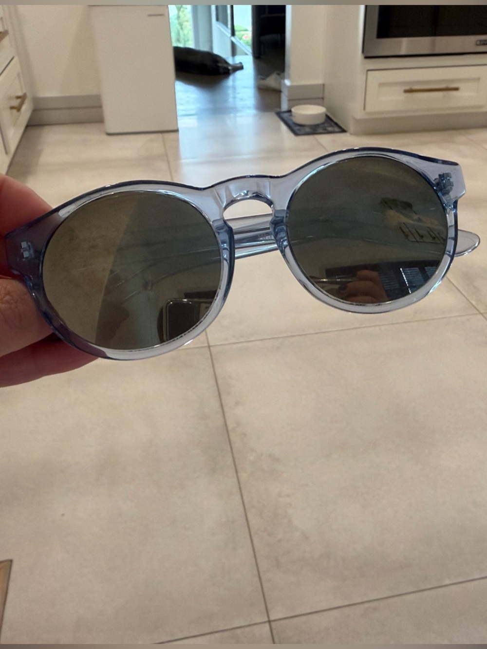 Classic Round Blue Sunglasses - Unbranded